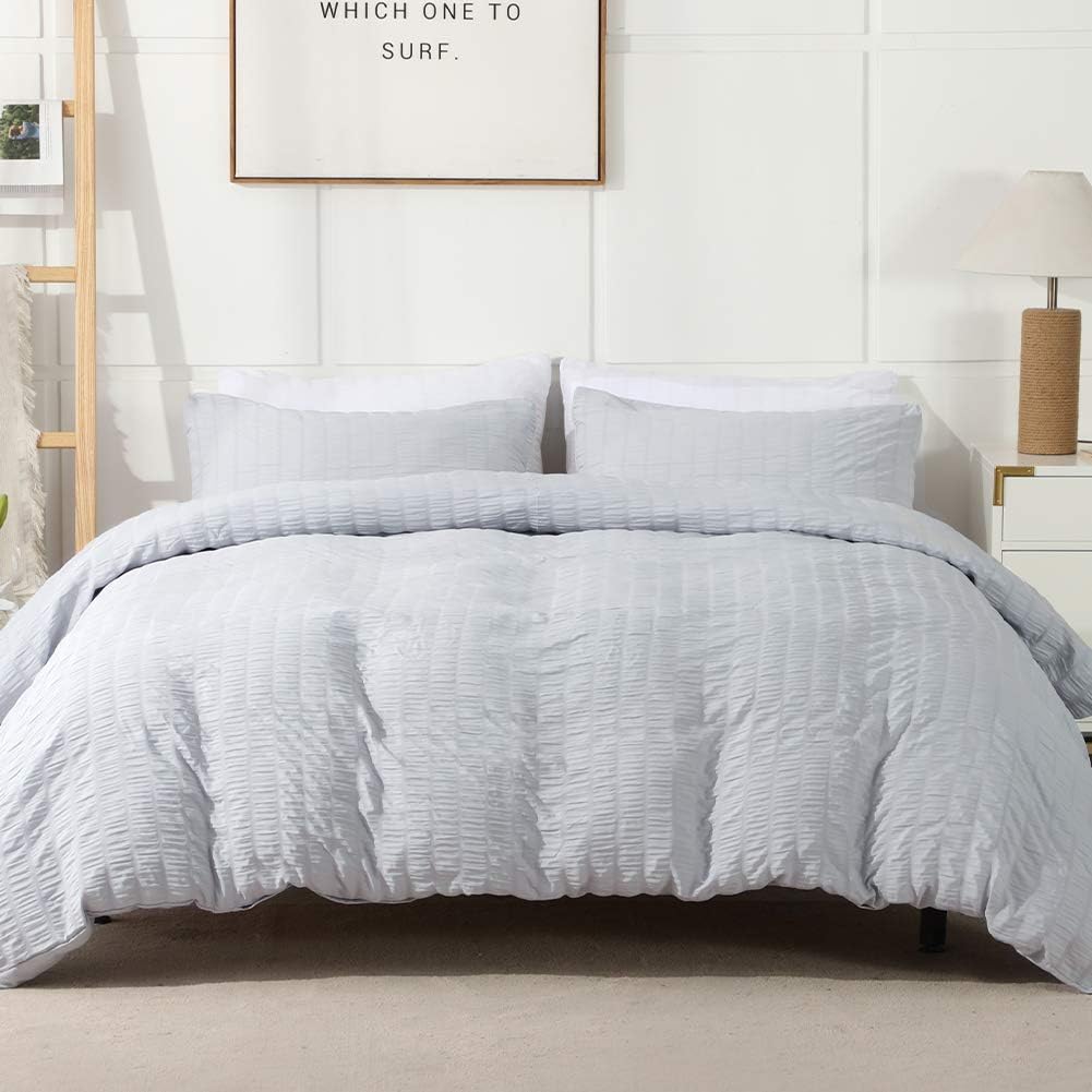 AveLom White Duvet Cover King (104 x 90 inches), 3 Pieces (1 Duvet Cover + 2 Pillow Cases), Seersucker Textured Ultra Soft Washed Microfiber, Textured Duvet Cover with Zipper Closure, Corner Ties