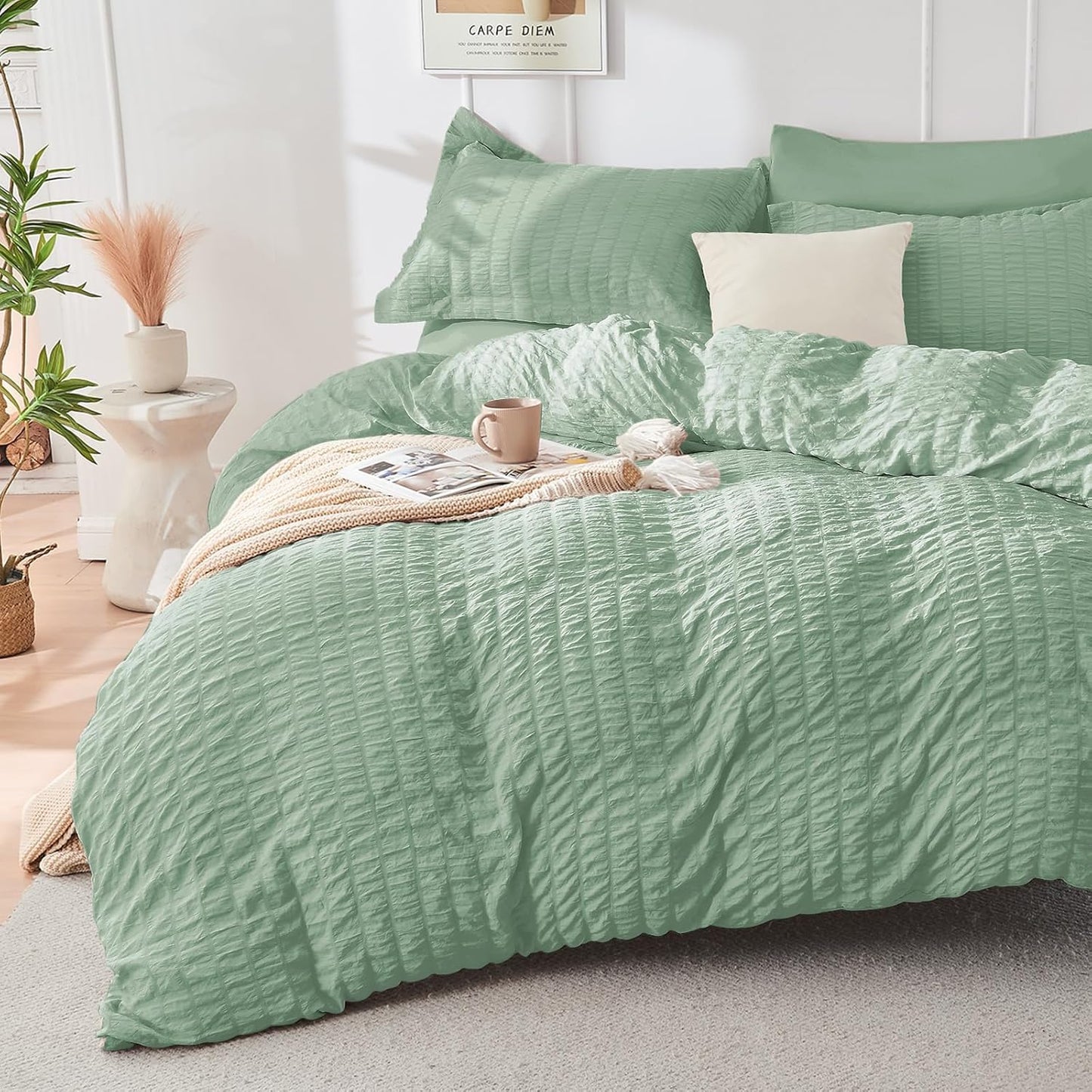 HYMOKEGE Beige Duvet Cover Queen Size, Ultra Soft 3-Piece Seersucker Duvet Cover Set with Zipper Closure, Soft Brushed Microfiber Bedding Set with 8 Corner Ties (90"x90", 2 Pillowshams)
