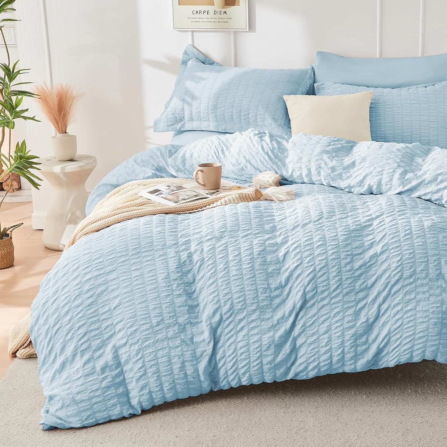 HYMOKEGE Beige Duvet Cover Queen Size, Ultra Soft 3-Piece Seersucker Duvet Cover Set with Zipper Closure, Soft Brushed Microfiber Bedding Set with 8 Corner Ties (90"x90", 2 Pillowshams)