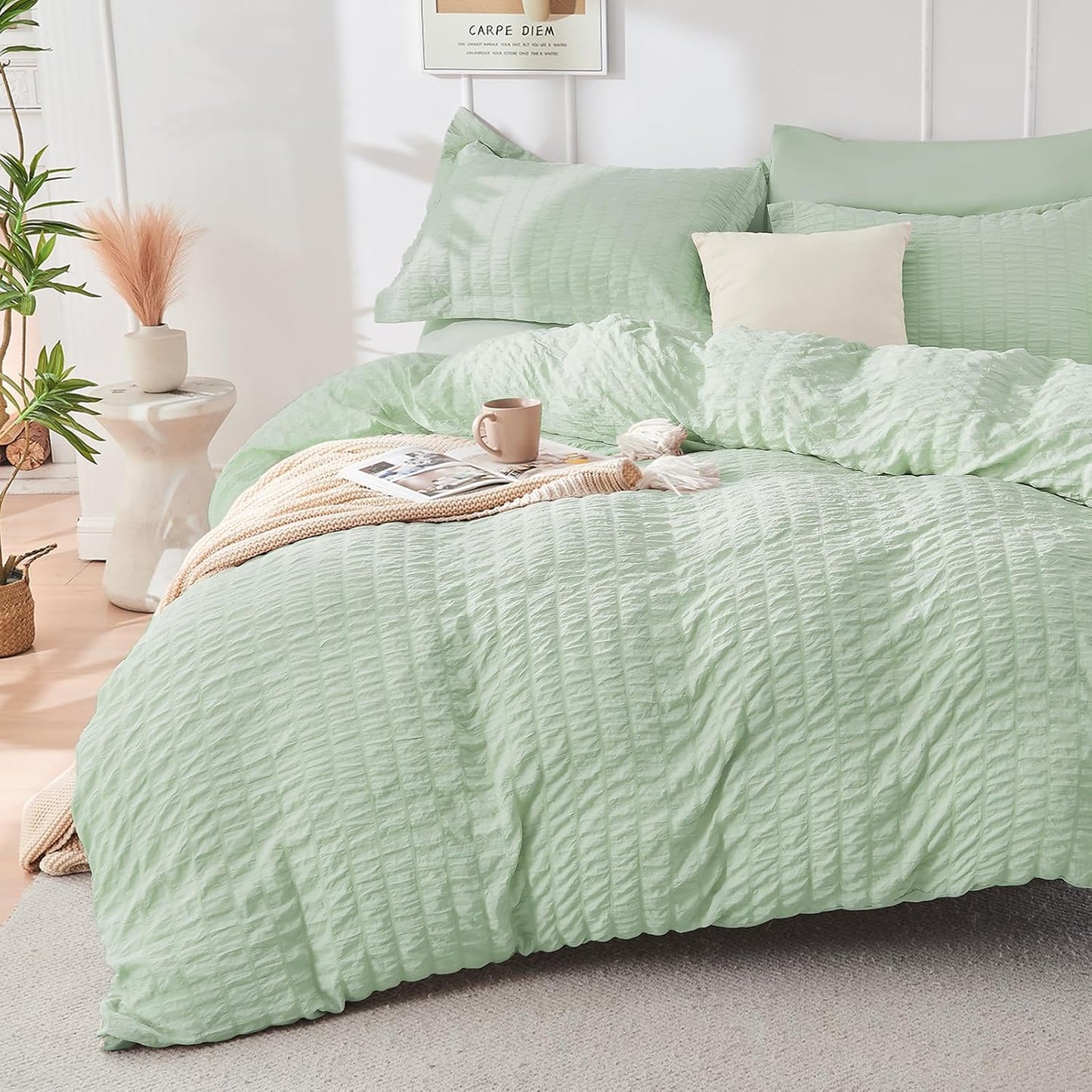 HYMOKEGE Beige Duvet Cover Queen Size, Ultra Soft 3-Piece Seersucker Duvet Cover Set with Zipper Closure, Soft Brushed Microfiber Bedding Set with 8 Corner Ties (90"x90", 2 Pillowshams)