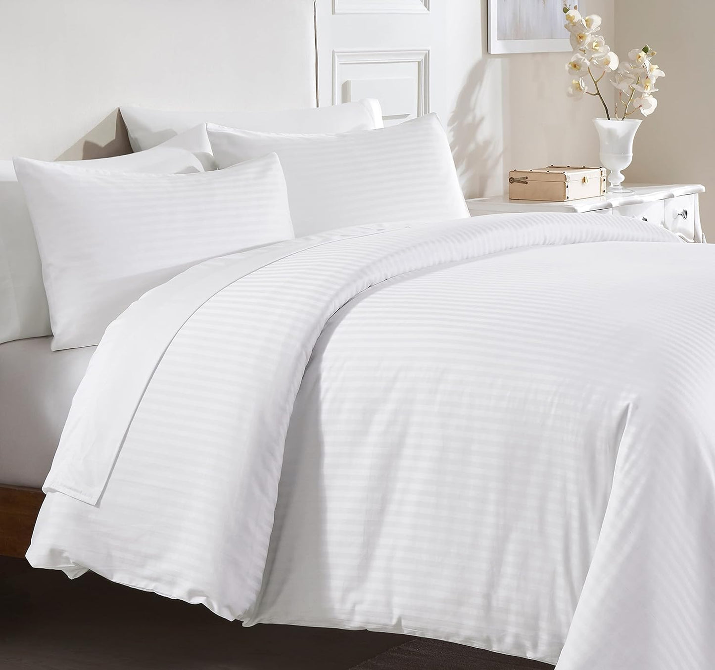 California Design Den Duvet Cover Queen Size/Full Size -Winner Good Housekeeping Best Bedding Awards 2025, 400 Thread Count Sateen, 100% Cotton Bedding Duvet Covers,Button Closure & Corner Ties -White