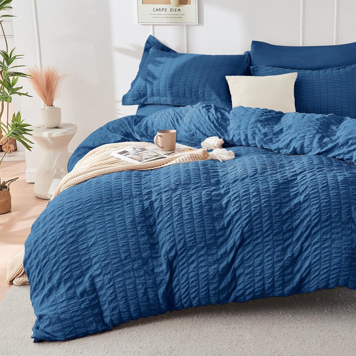 HYMOKEGE Beige Duvet Cover Queen Size, Ultra Soft 3-Piece Seersucker Duvet Cover Set with Zipper Closure, Soft Brushed Microfiber Bedding Set with 8 Corner Ties (90"x90", 2 Pillowshams)