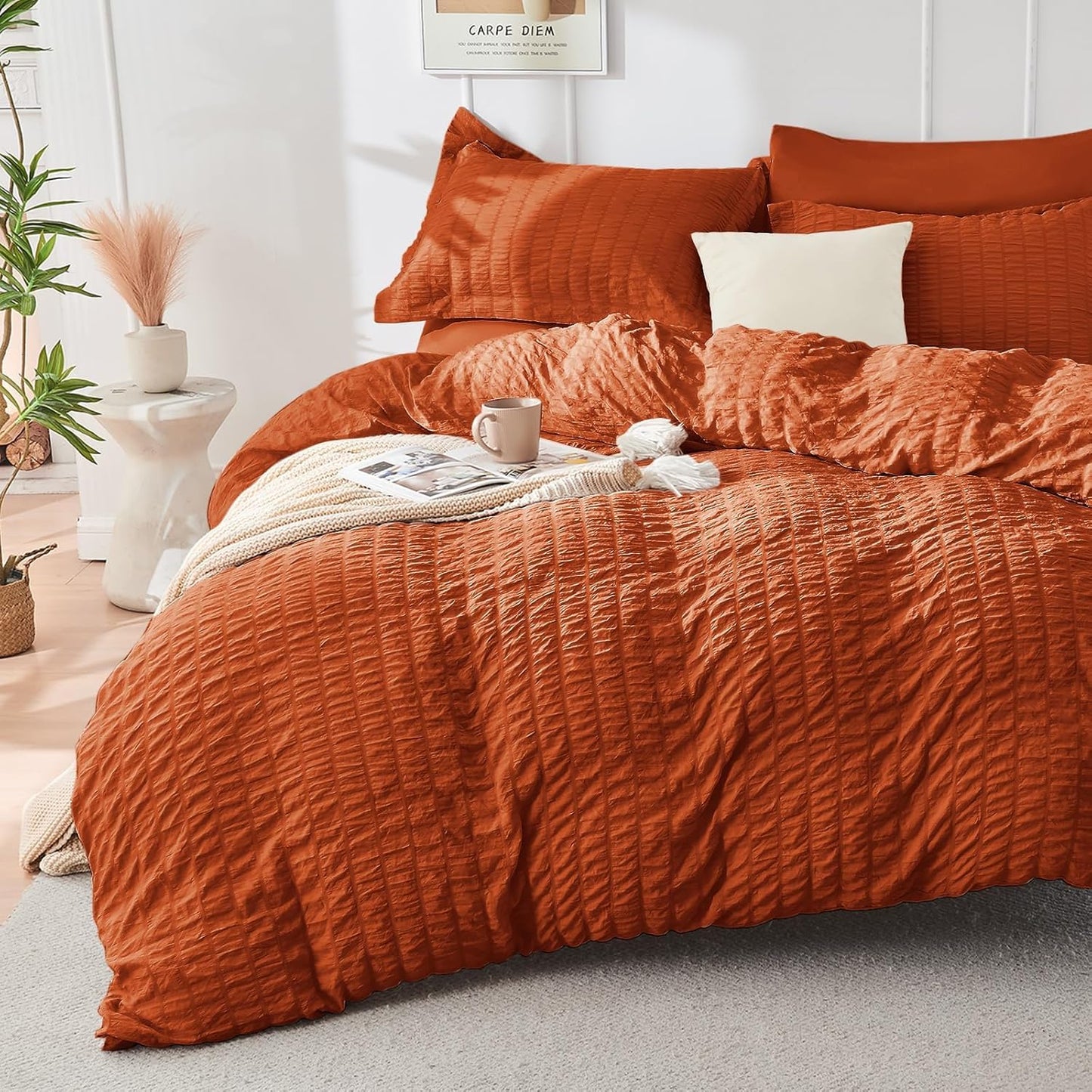 HYMOKEGE Beige Duvet Cover Queen Size, Ultra Soft 3-Piece Seersucker Duvet Cover Set with Zipper Closure, Soft Brushed Microfiber Bedding Set with 8 Corner Ties (90"x90", 2 Pillowshams)