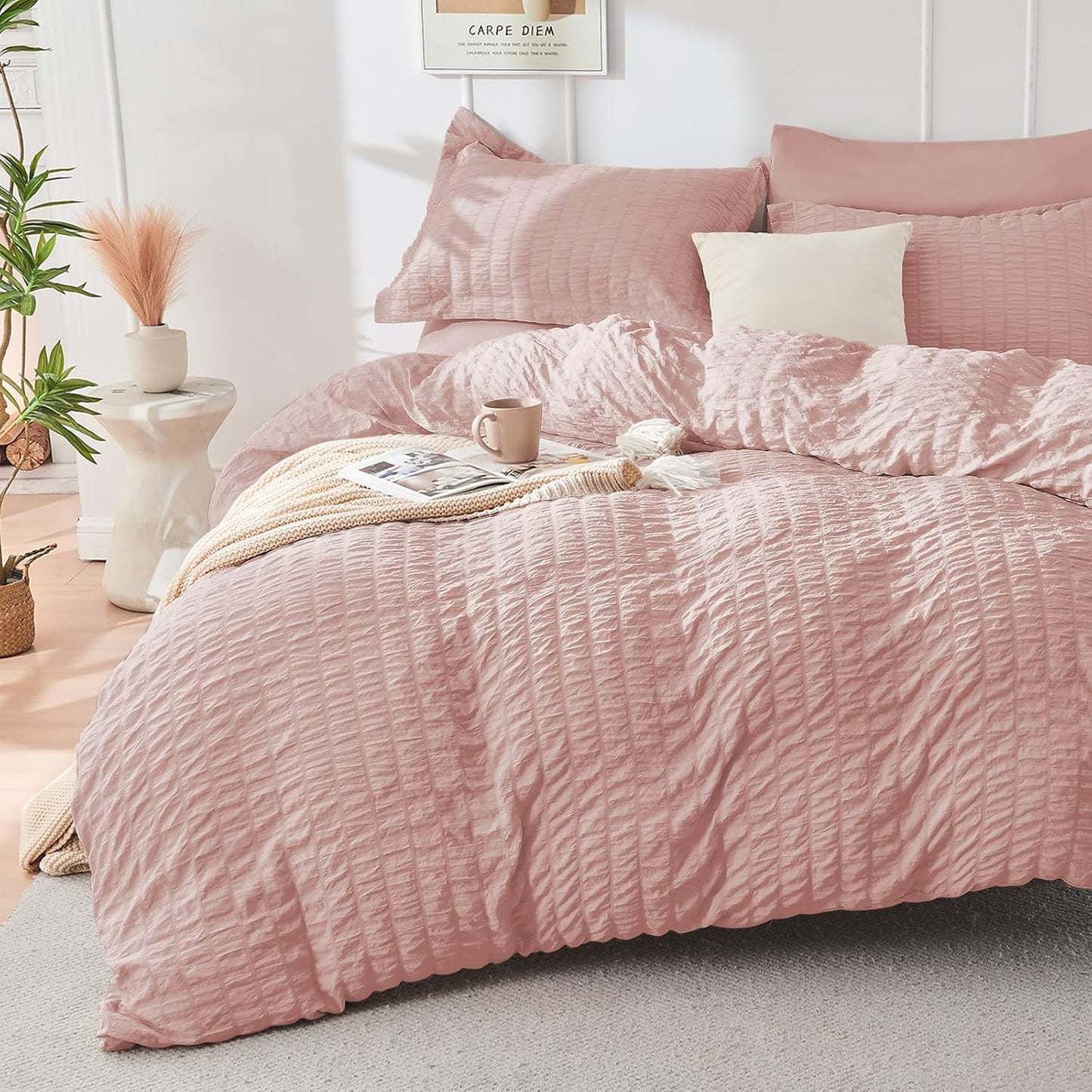 HYMOKEGE Beige Duvet Cover Queen Size, Ultra Soft 3-Piece Seersucker Duvet Cover Set with Zipper Closure, Soft Brushed Microfiber Bedding Set with 8 Corner Ties (90"x90", 2 Pillowshams)