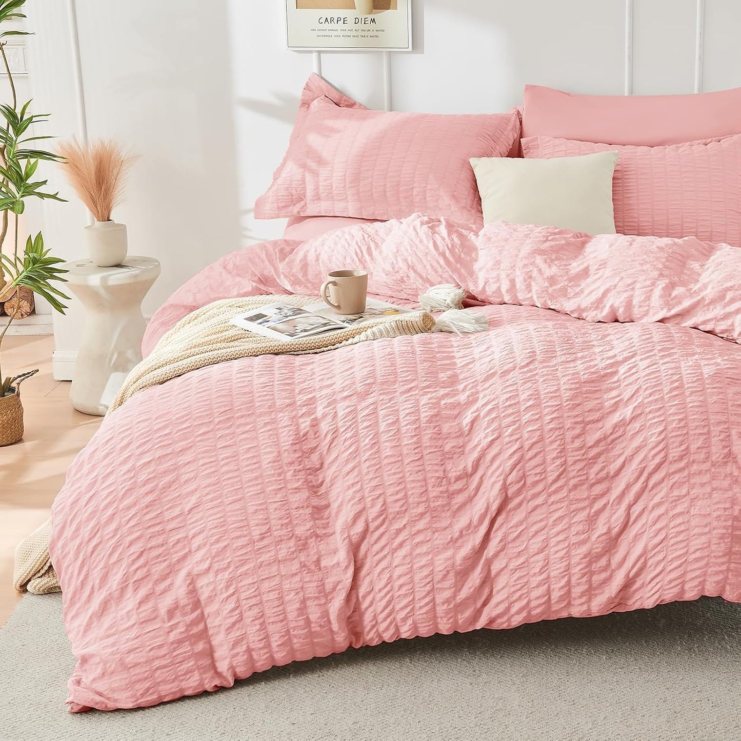 HYMOKEGE Beige Duvet Cover Queen Size, Ultra Soft 3-Piece Seersucker Duvet Cover Set with Zipper Closure, Soft Brushed Microfiber Bedding Set with 8 Corner Ties (90"x90", 2 Pillowshams)