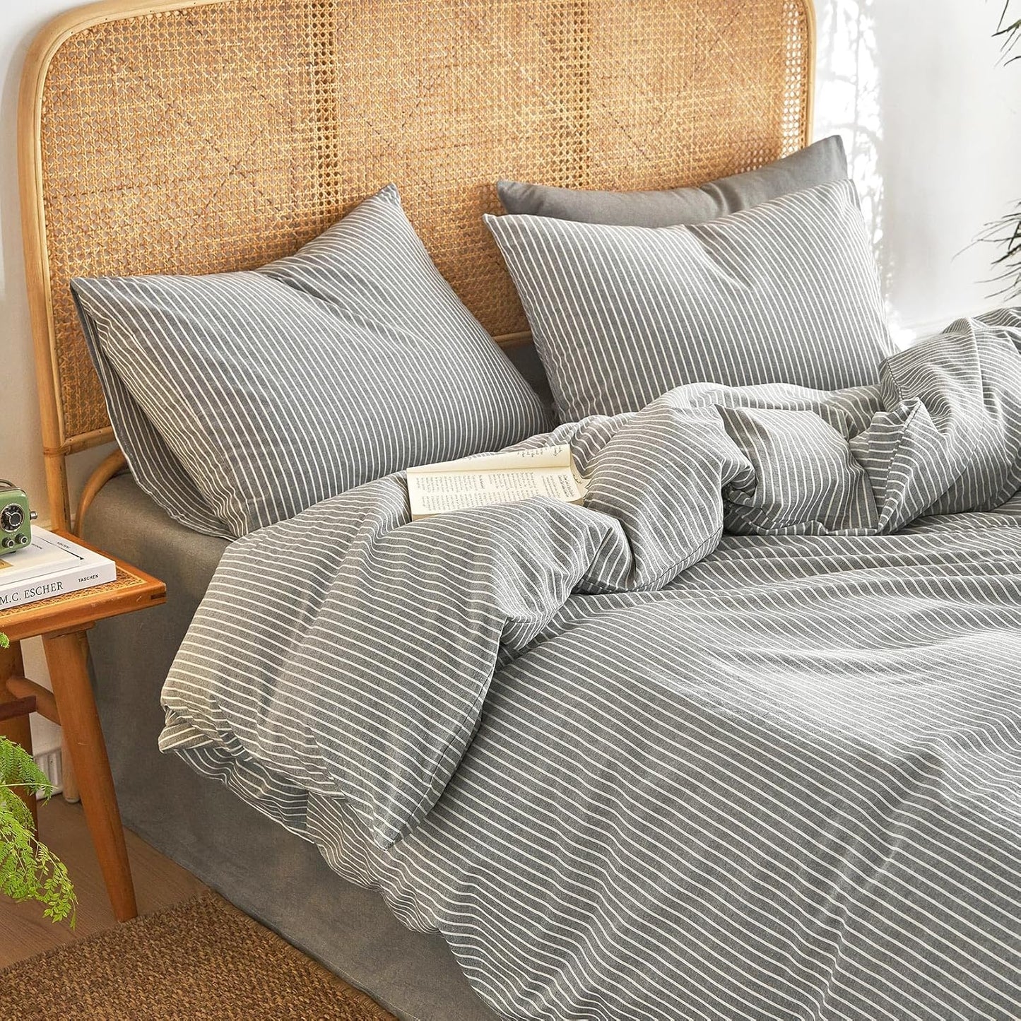 Wake In Cloud - Striped Cotton Duvet Cover Set, 100% Washed Cotton Textured Percale Bedding Set, Ticking Stripe Pinstripe Farmhouse, 3 Pieces, Denim Blue, Queen Size